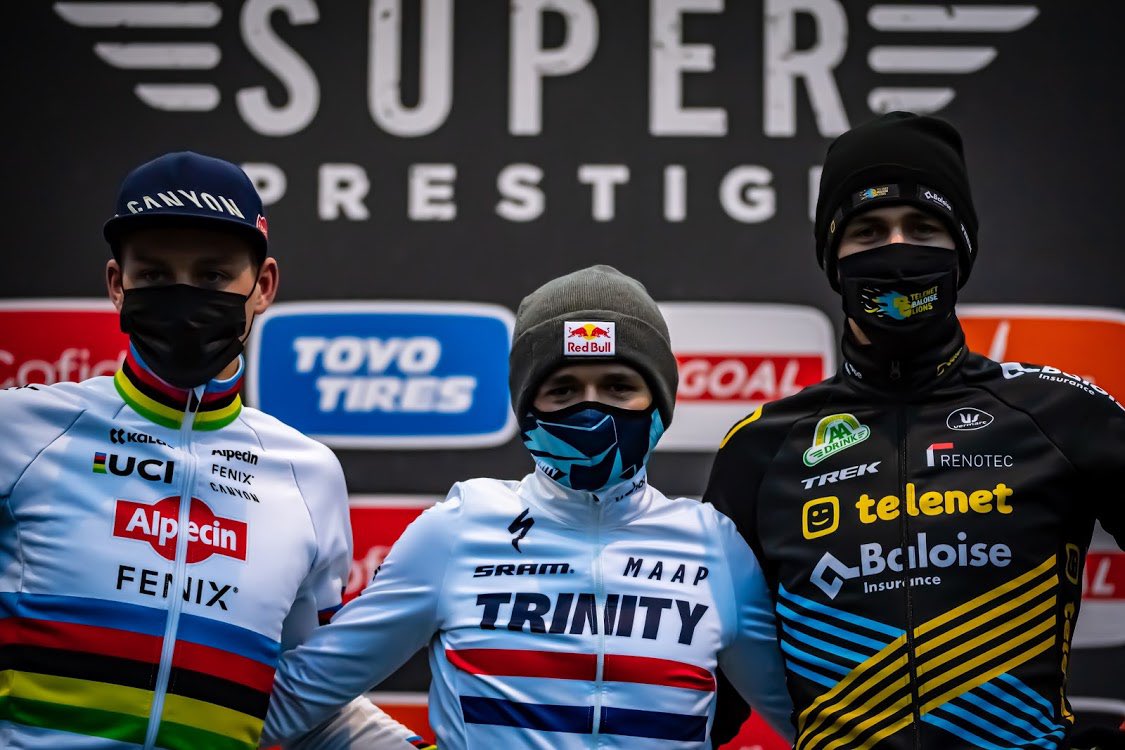 Tom Pidcock tweet media