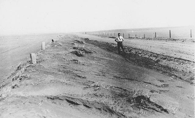 Here's the story of how Canada got universal healthcare. Hint: It was forced.In the 30s, 40s - 2/3rds of the province of Saskatchewan lived on farms. Year after year, farmers experienced crop failure due to pests, hail and drought -- buttressed by the the Great Depression.