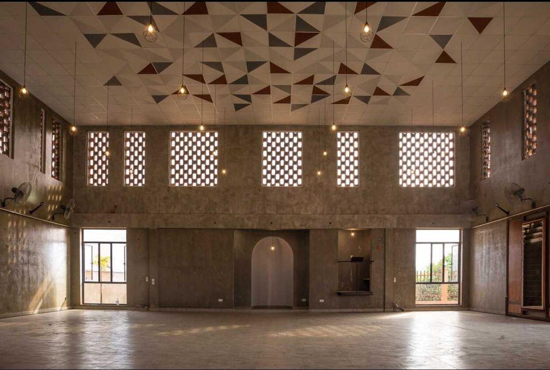 Hauwa_L's tweet photo. Someone is building a mosque.
I'm in love. 😍 https://t.co/iOmgJpOF5h