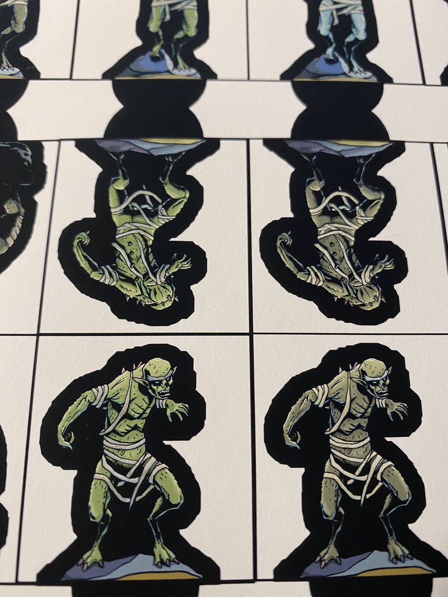 theMiniatureDu1's tweet photo. Did someone say ghouls? #printablemini #papermini #printableminiatures #dnd #callofcthulhu https://t.co/ylhSAuF0sL