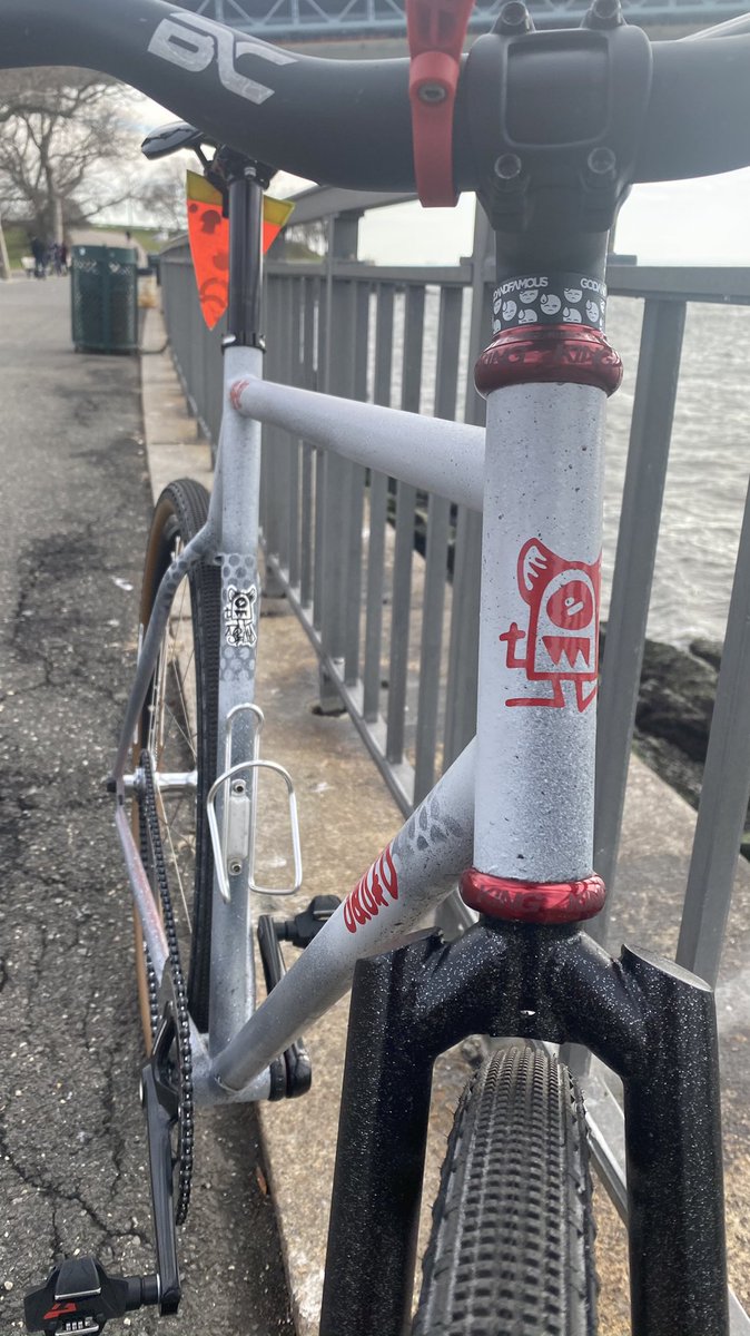 supersoaker64's tweet photo. New bike/custom build day #squidbikes https://t.co/k2KPcz1EeD