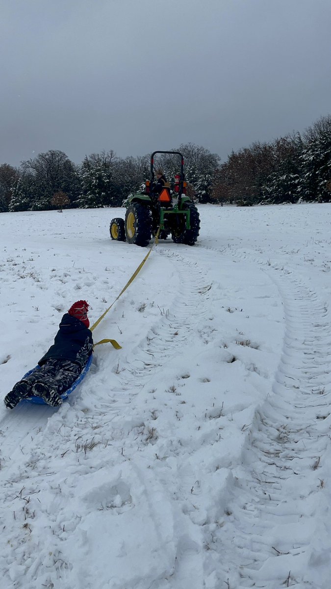 aevansp's tweet photo. Snow day on the farm! #redneckstyle #cowsintheway https://t.co/a2r2qzUnRv