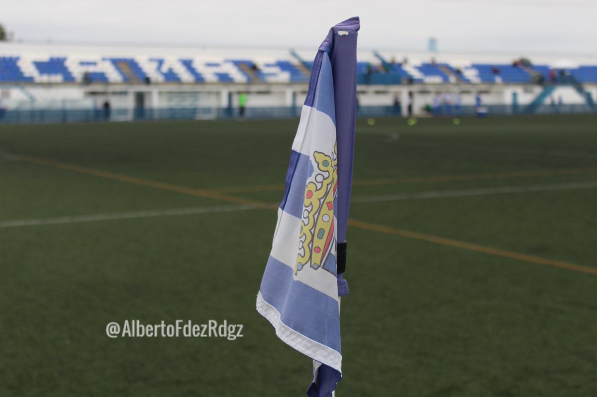 Albferod's tweet photo. #PrimeraAndaluza ⚽️

@CamasCF vs @CazallaBpie https://t.co/O4RiFztlHo