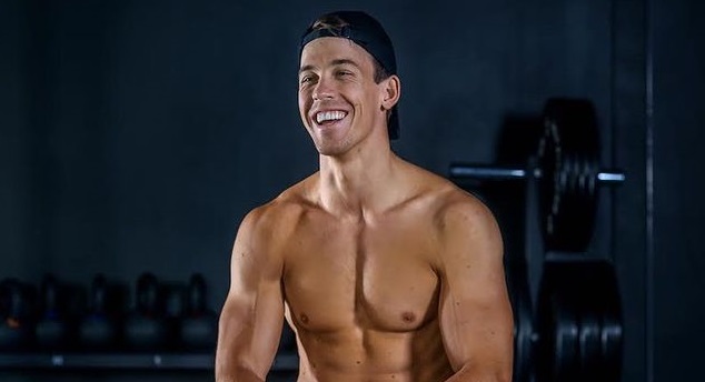 benjaaquila's tweet photo. Ski champion comes out publicly as gay #HigRoberts
https://t.co/9jW9Xp54yI
#LGBT #Equality #EqualRights #GayRights #Proud #sport #skijumping @benjaaquila https://t.co/YWz6vD6O2J