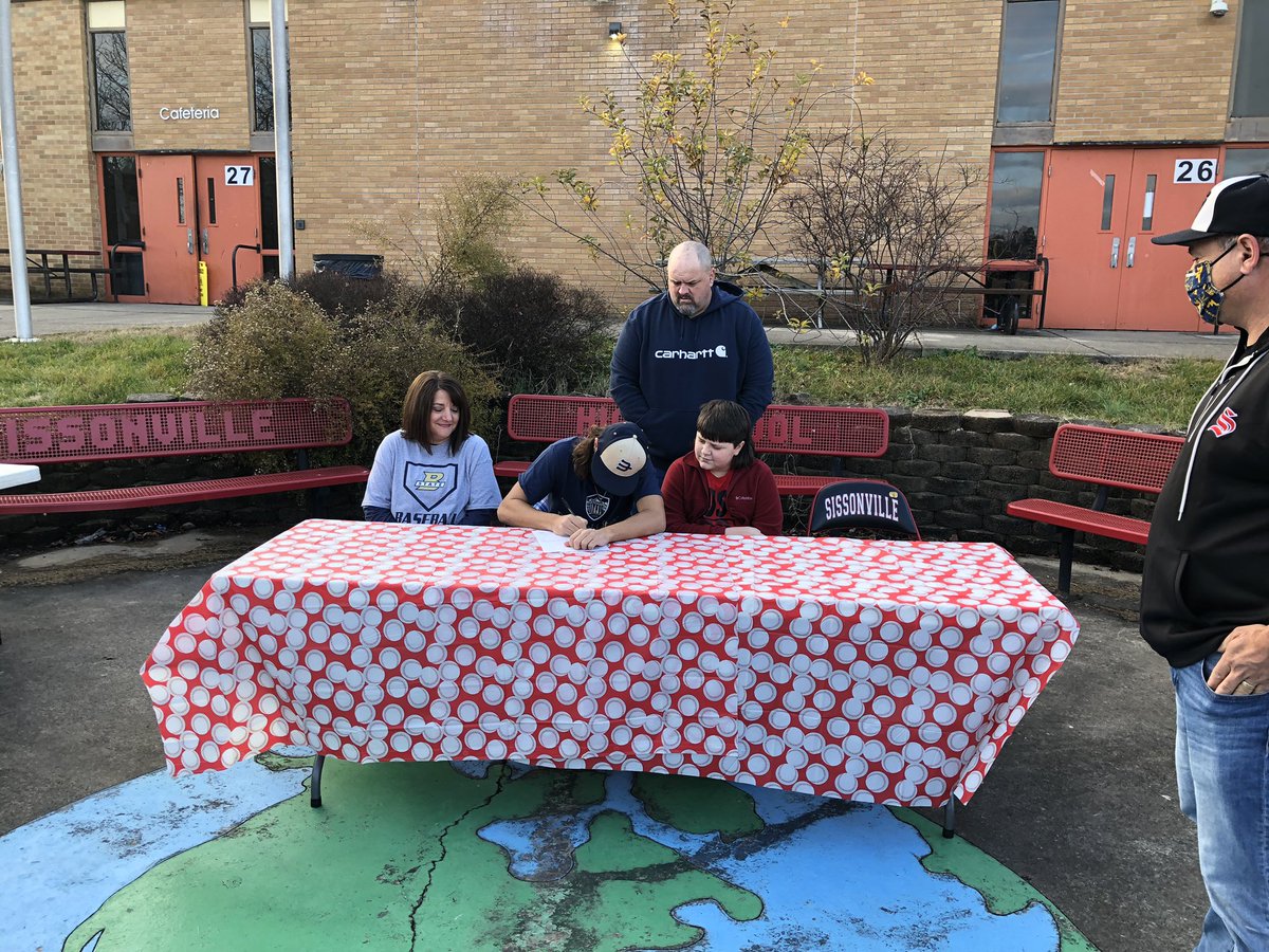 Villebsball's tweet photo. Congratulations to Levi Tinsley as he signed his letter of intent to continue his baseball career at Bluefield State College. We are so proud of him and we look forward to seeing him play collegiate baseball.  @SHS_Indians @BlfdState @wchs8fox11 https://t.co/oU4WDmVrQm