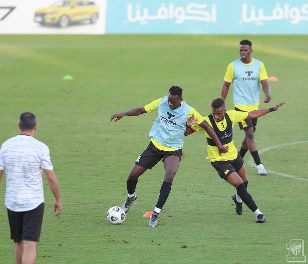 اليامي ينعش تدريبات #الاتحاد الجماعية بعد تعافيه من الإصابة

al-jamaheir.net/%d8%a7%d9%84%d…