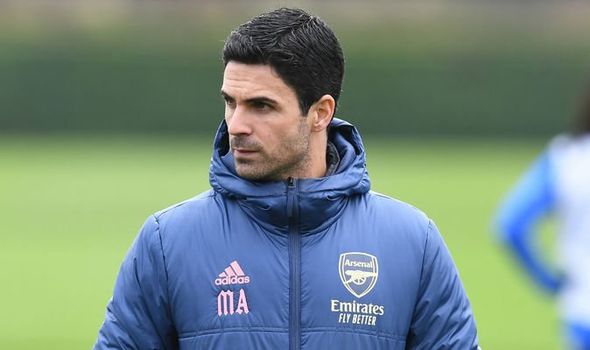 Fraudwatch10's tweet photo. Arteta - feeding Arsenal to the dogs, Arteta has now lost 7 out of 12 games this season. Leaving the gunners with no ammunition. This BTEC PE teacher is out of his depth #fraud #ArtetaOut #Championship #stinky https://t.co/5mV8LkuKBi