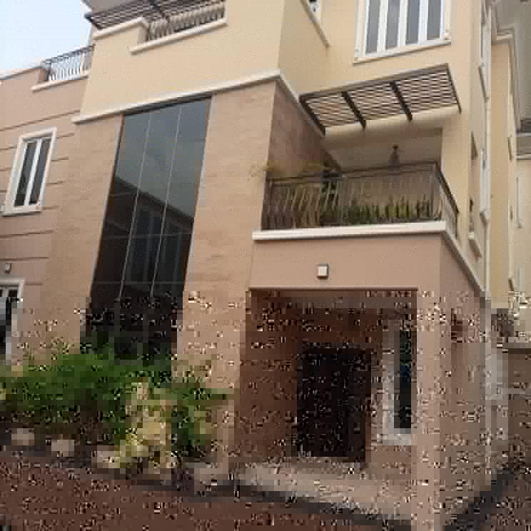 RoyalPropertie8's tweet photo. 5 bedroom luxury detached duplex with 2 room BQ, laundry room
 Location : Omole phase 1
160m 
Governor's  consent

Call:08109588556

#realestatelagos #realestatenigeria 
#FreeOmahLay #kiki #seunkuti 
@MattersEstate @METROSERVE2 @Gidi_Traffic @landedgerealty @RealtorBot https://t.co/zr31v43MuZ