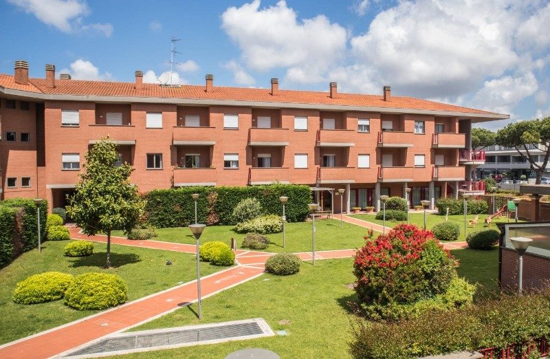 CaseAnnunci's tweet photo. @CaseAnnunci 
Roma benvenuti a “I Triangoli Residence”, Appartamenti e ville moderni, a pochi minuti da il mare (Lido di Ostia) nella parte sud-ovest di Roma.

https://t.co/3FY2bc36H1

#Roma #Lazio #casevacanza #ostia #annunci #affitti #appartamenti #ville https://t.co/jGlYZM5Vpu