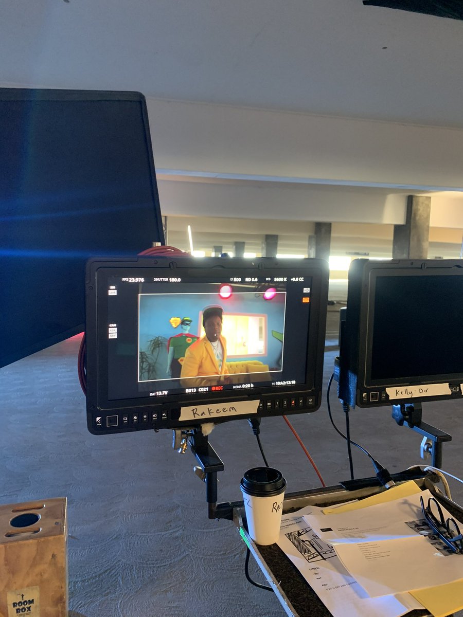 RakeemMiles's tweet photo. Working on something crazy! https://t.co/sQQRykrjrx