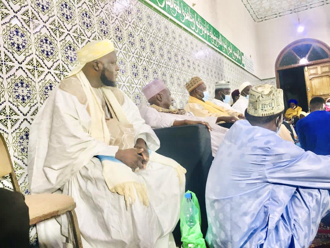 nouroussidquine's tweet photo. Cheikh Abdallah Sall.
#maslaknouroussidquine #Allah #Alhamdulillah #YaAllah #bayeniass #inyass #HowImeetBayeNiasse #islamausenegal #faydouinternational #houda #medinabaye #zikr #zikrou #tijani #tidjaniya #sufisme https://t.co/VpEhxfG1HO