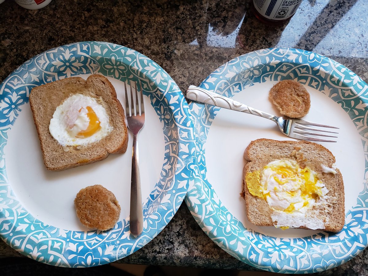 So, after watching #VforVendetta the other night, my mom wanted to make #EggyInABasket. She'd never heard of it, I had but hadn't tried it. So made some this morning. They were delicious.

#foodie #yum #inspiredbyfilm