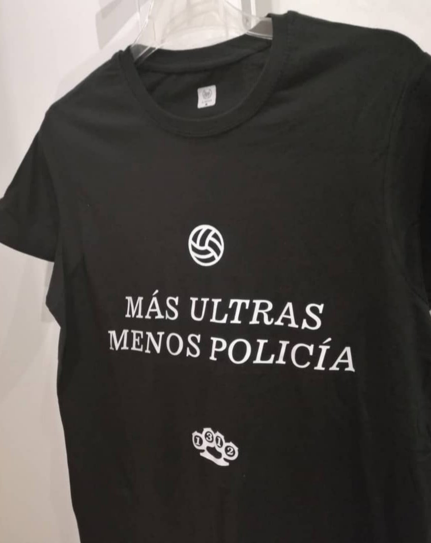 eldistrito0's tweet photo. #HappyACABDay

#1312day #ACABday #ACAB

https://t.co/9sCii34Pfx https://t.co/Sl9mEPC7Mz