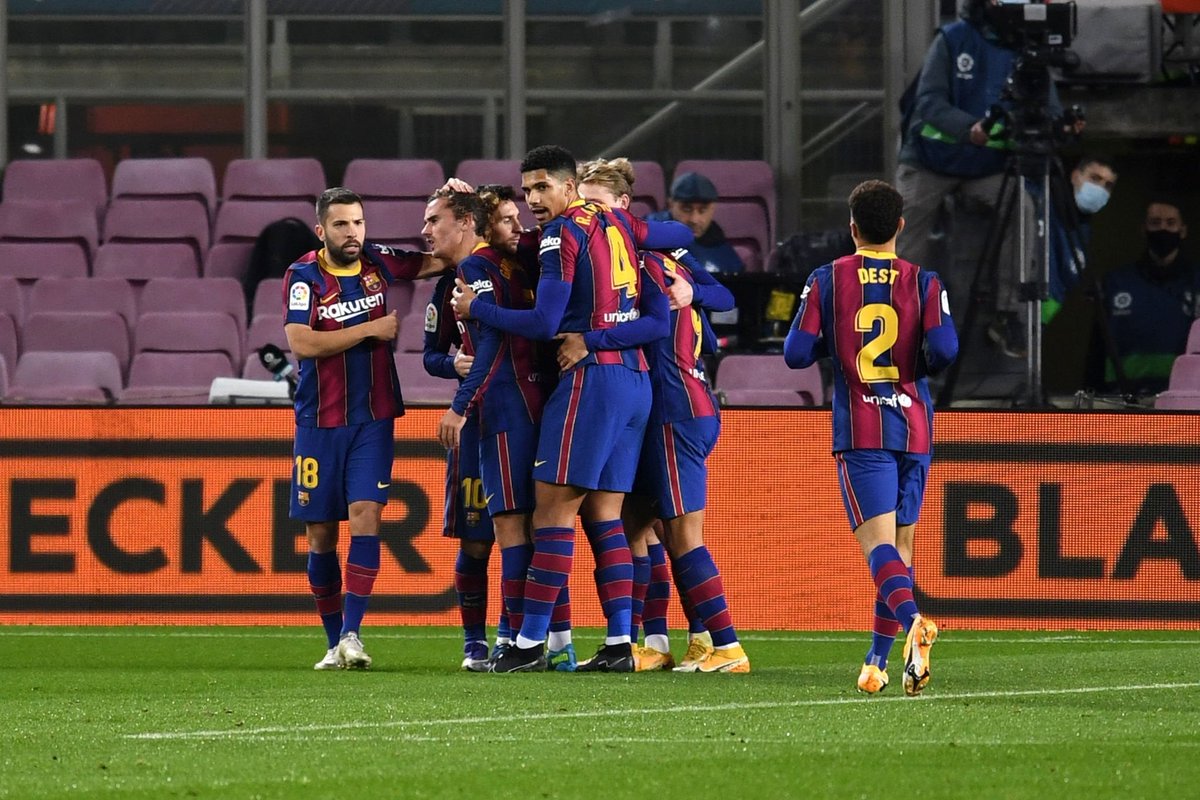 #ميسي يلدغ ليفانتي ويمنح برشلونة الـ 3 نقاط

#برشلونه_ليفانتي 
al-jamaheir.net/%d9%85%d9%8a%d…