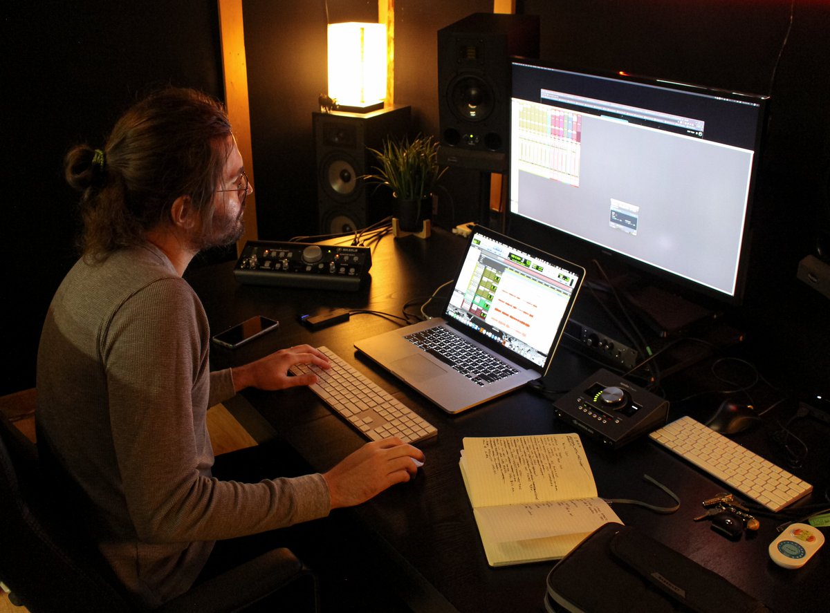 I've been working on a super exciting project. It's a kid's album with influences in jazz and folk, basically a group of crazy talented musicians performing a bunch of really catchy songs.

Hit me up if you're interested in doing some audio work.

#audioengineer #studio #mixing