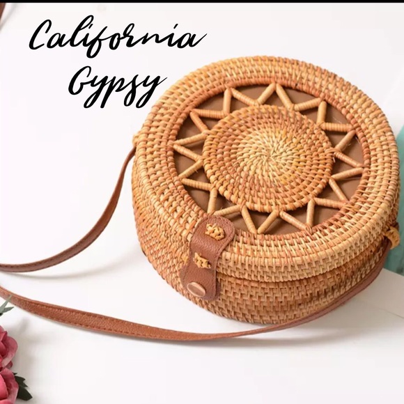 Rose4Tessa's tweet photo. So good I had to share! Check out all the items I'm loving on @Poshmarkapp from @CaliforniaGyps4 #poshmark #fashion #style #shopmycloset #nobrand: https://t.co/u92jzYT6z1 https://t.co/Cuk9mOnxmk