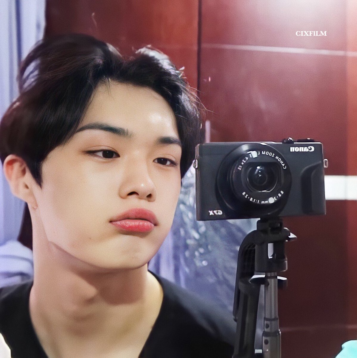 CIXFlLM's tweet photo. π
#HYUNSUK #νμ #CIX #μ¨μμ΄μμ€ #CIXFlLM https://t.co/DmV1Z8mwPx