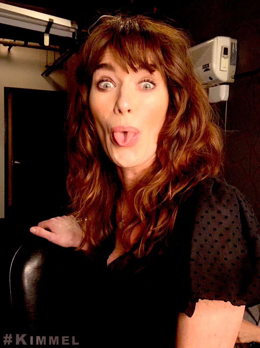 gameoflena's tweet photo. i wonder how it must feel like to be the cutest angel on earth, look at her https://t.co/246dO5szMe