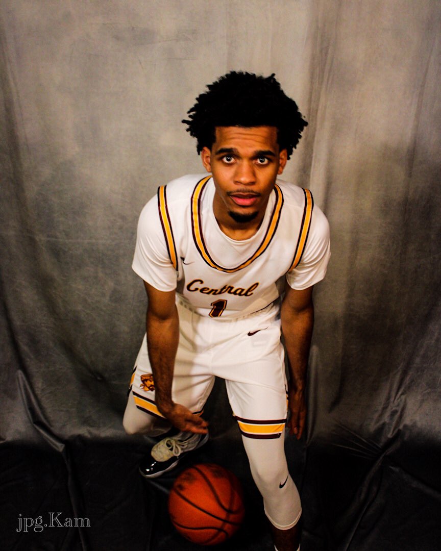 bloadiiing's tweet image. turn me up 🅱️🚀  #blessed🙏🏽