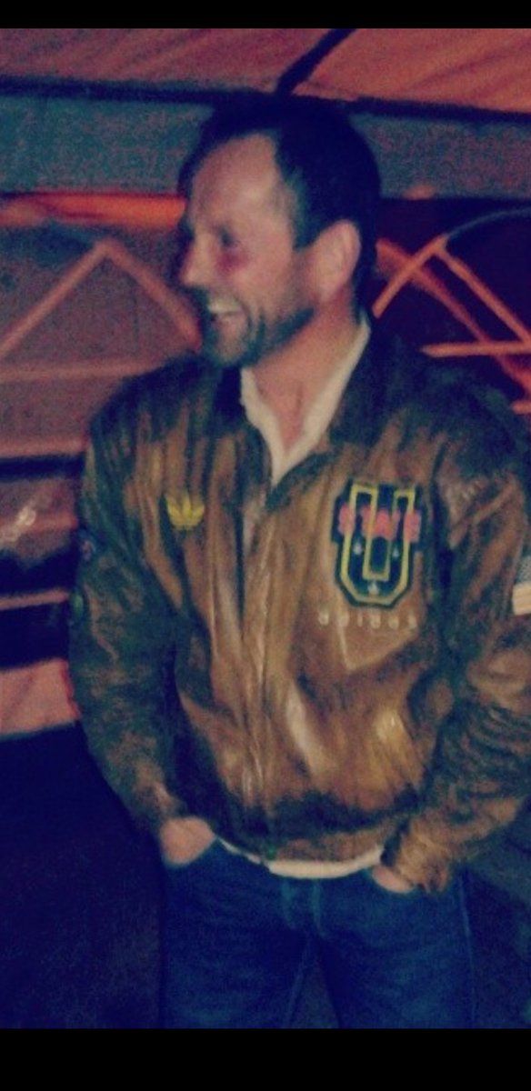 Mig hefur dreymt Óla Þórðar þrjár síðustu nætur.... alltaf var hann í þessum sturlaða jakka.