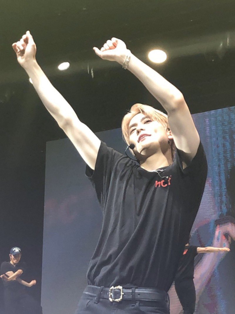 이건...갤러리에 한 장쯤은 다들 있잖아요...