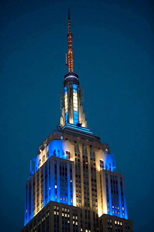 Empire State Building curiously joins Philadelphia's celebration