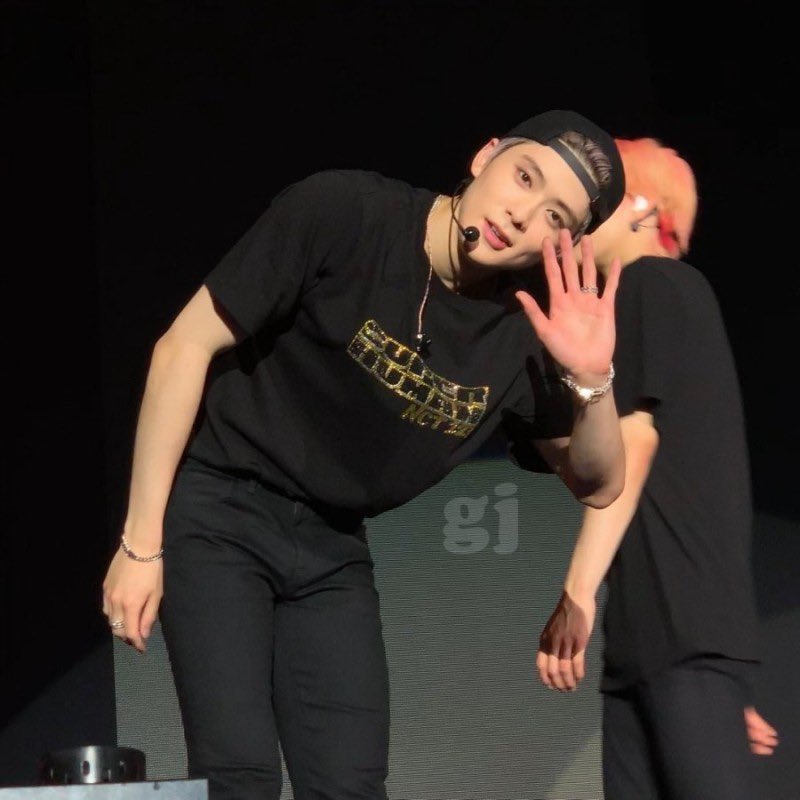 이건...갤러리에 한 장쯤은 다들 있잖아요...