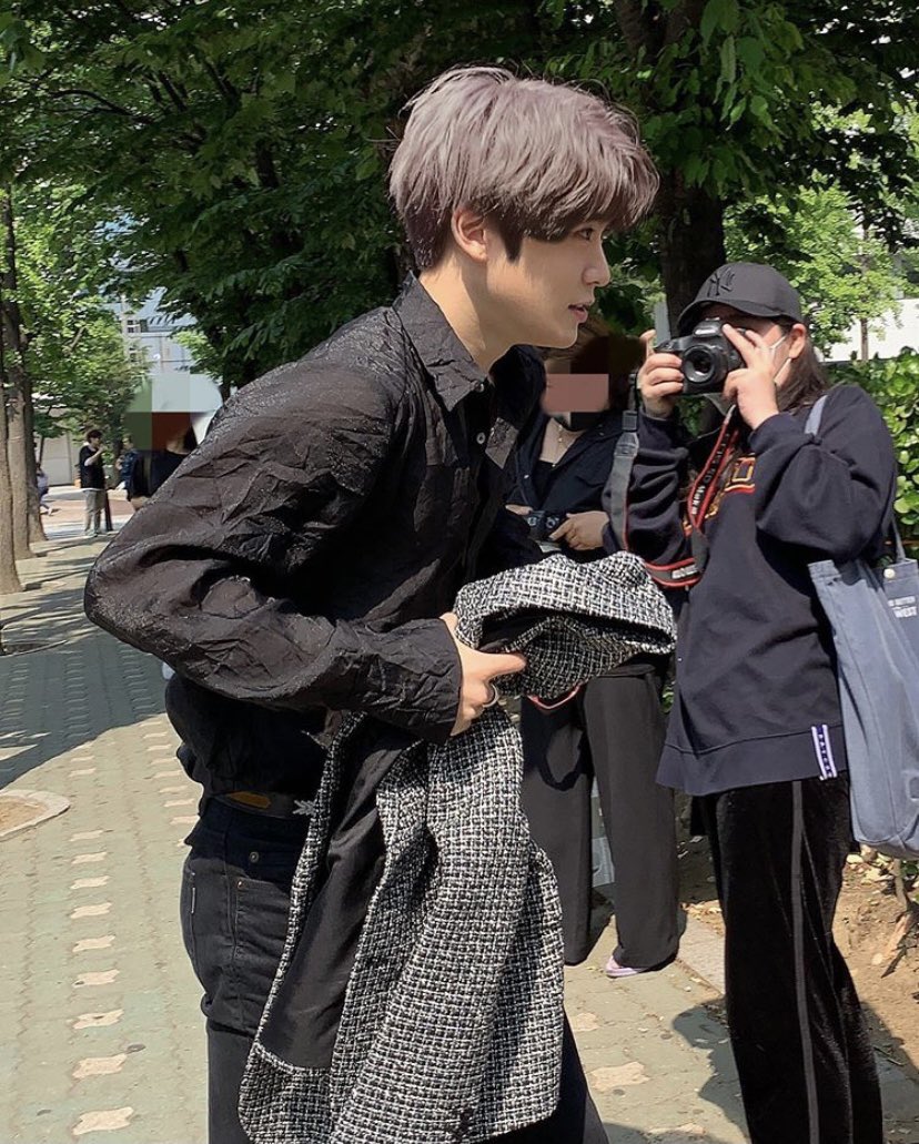 이건...갤러리에 한 장쯤은 다들 있잖아요...