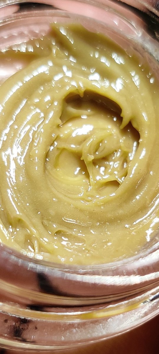 MIKMAQSOLDIER's tweet photo. #PinkGoo
#SolventlessExtracts
#MikmaqExtraqs
#CannabisCommunity
#Rosin
#Terps https://t.co/BnjRLC2sNG