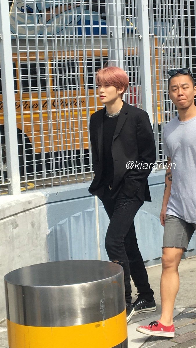 이건...갤러리에 한 장쯤은 다들 있잖아요...