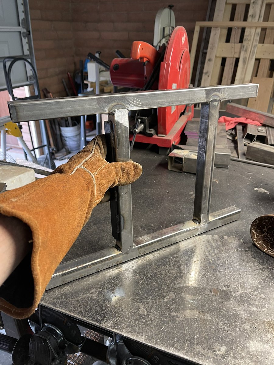My360Agent's tweet photo. Who wants to guess for what purpose I made this? Hint: it’s got nothing to do with real estate.
#weldingproject #Tucson #realtor https://t.co/pnwY1Wb37S