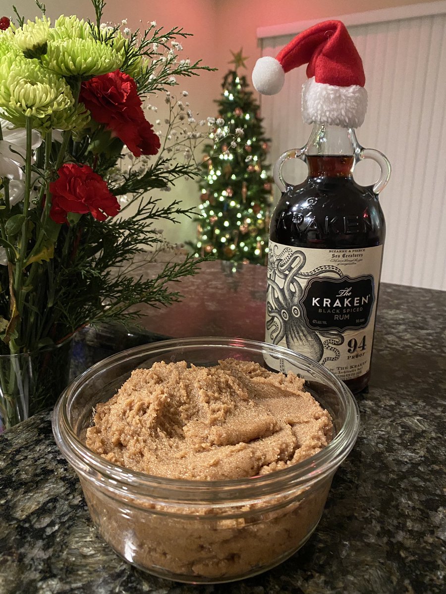 JustinRuka's tweet photo. The batter is ready - should last us a few weeks! 🎅 #hotbuttered #rum https://t.co/arrSalh2xf