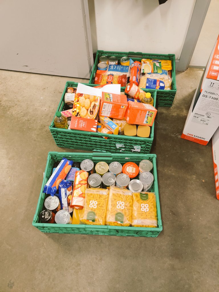 Scott holmes tweet media