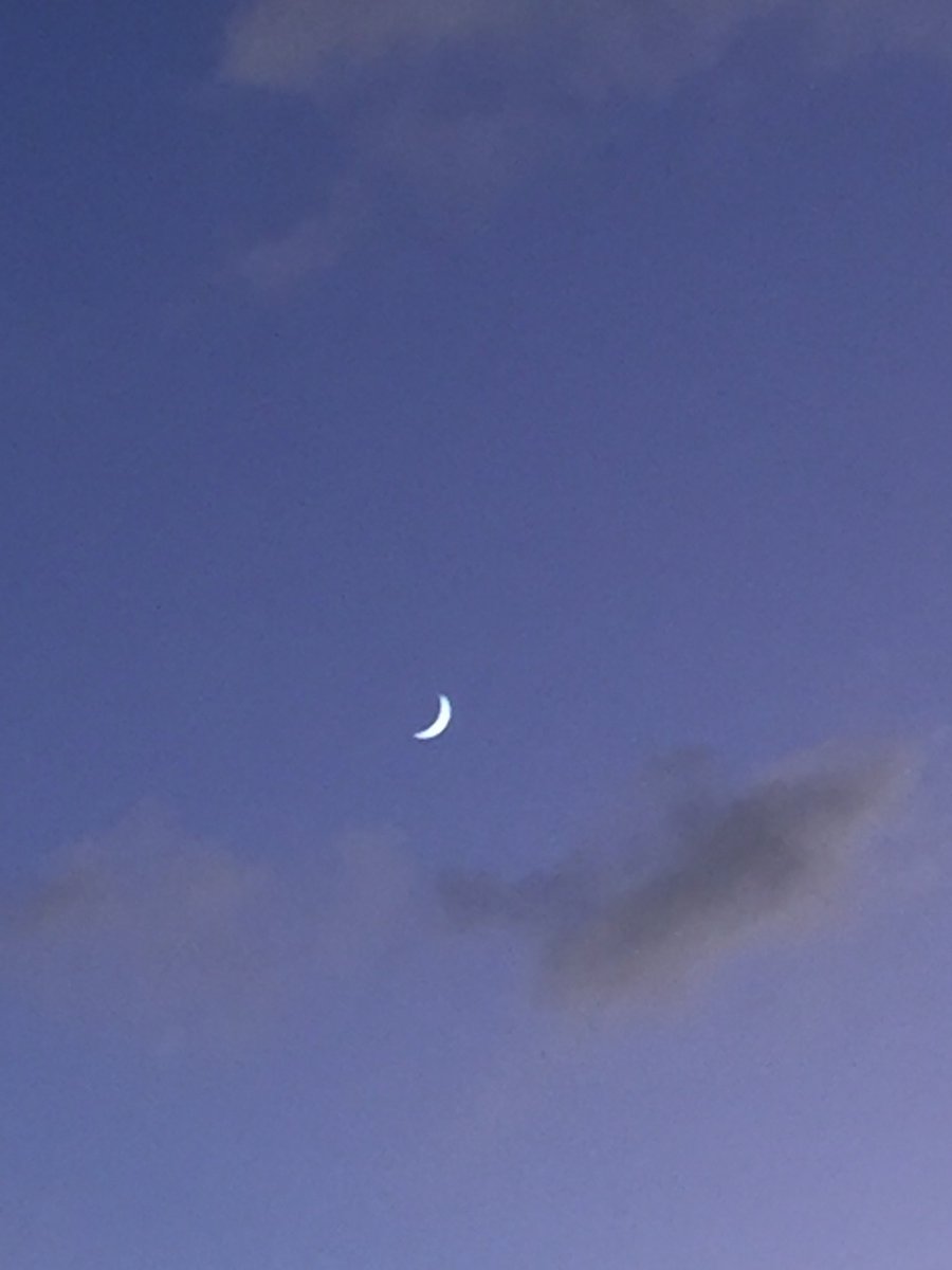 photos i took of the sky / moon; a thread