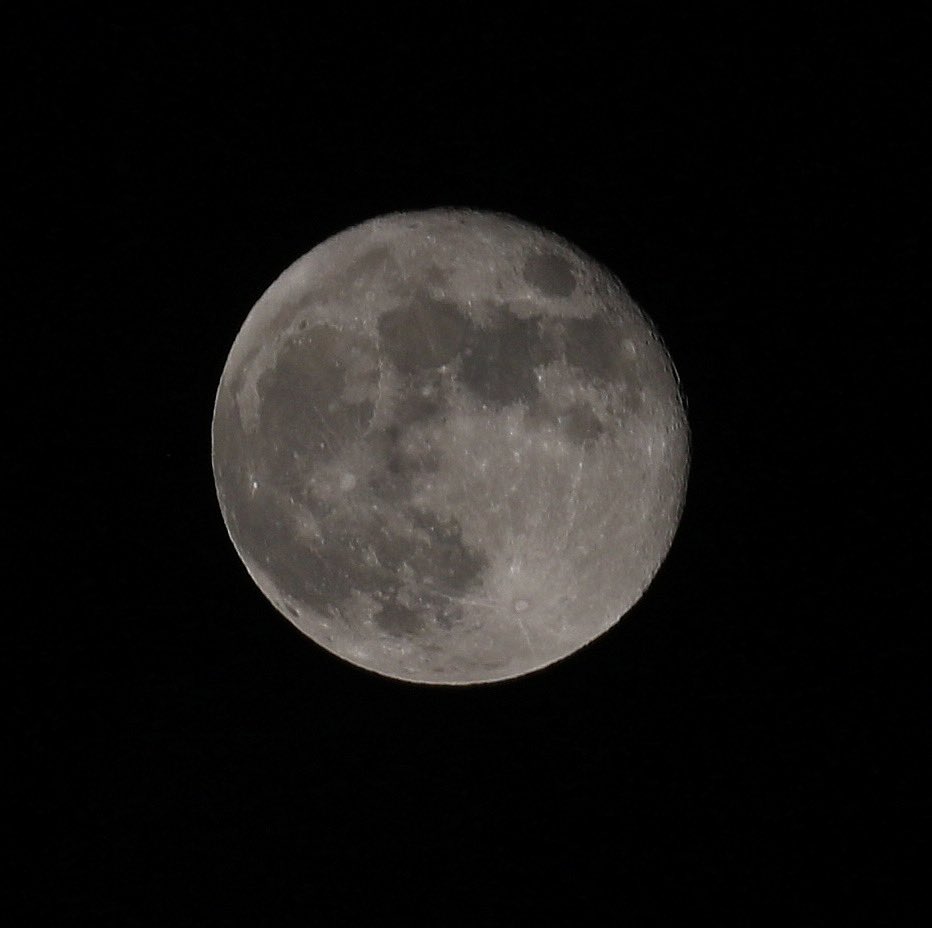 photos i took of the sky / moon; a thread