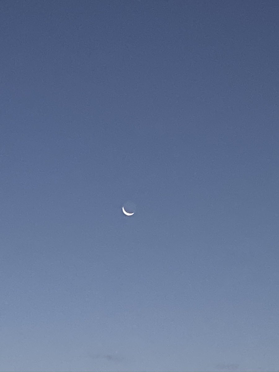 photos i took of the sky / moon; a thread