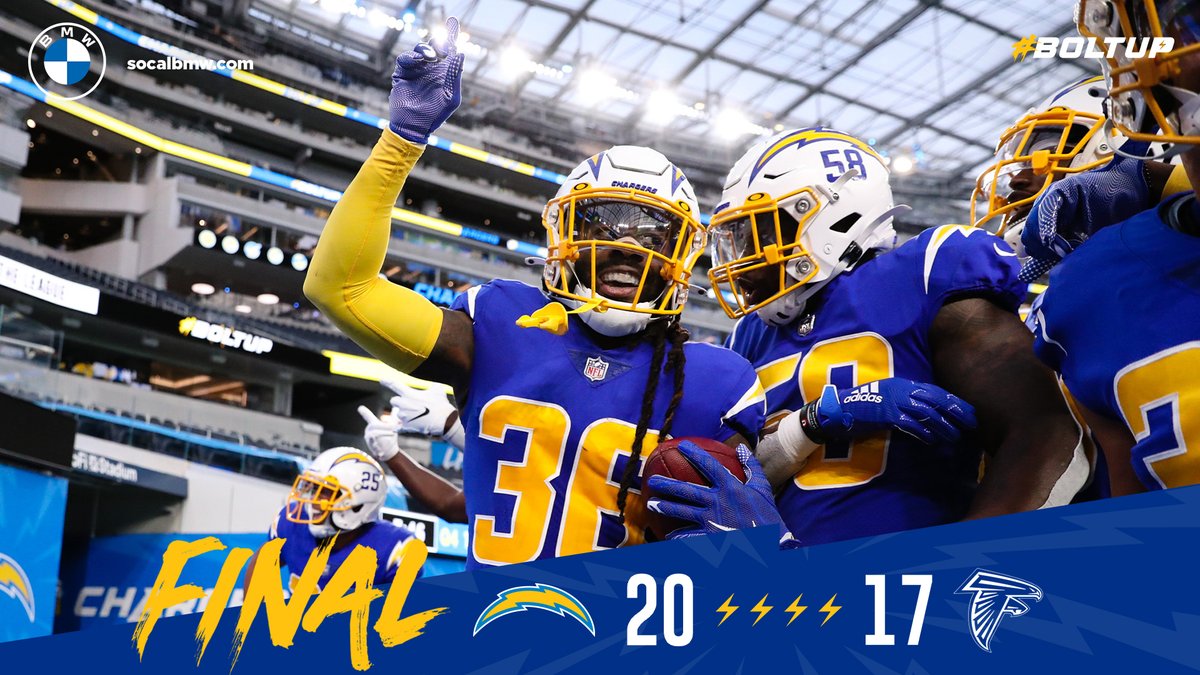 chargers's tweet photo. DUB.

#ATLvsLAC | #BoltUp https://t.co/I3Xu6rcVBs