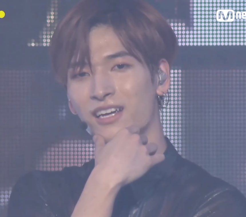 — kinjo sukai is a VAMPIRE! or, alternatively, a thread of sukai’s fangs 