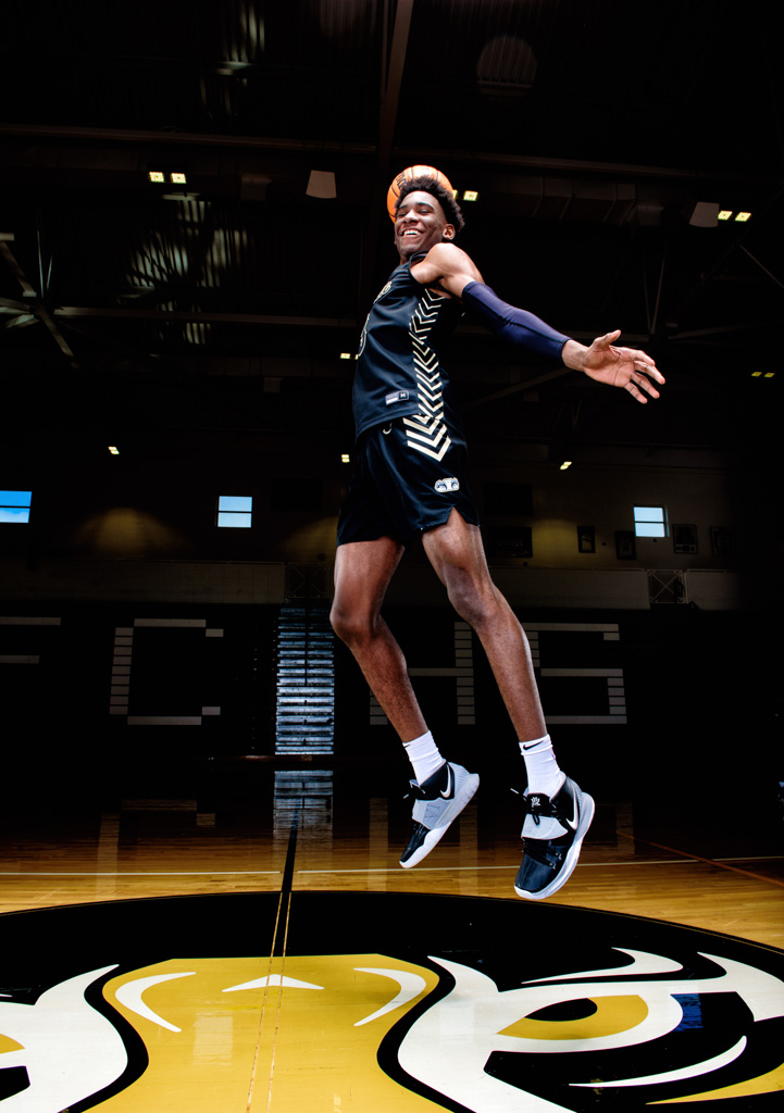 TyPhotog's tweet photo. @FayetteBball 2020-21 Fayette County HS Tigers #photoshoot https://t.co/xN3XFwex6W