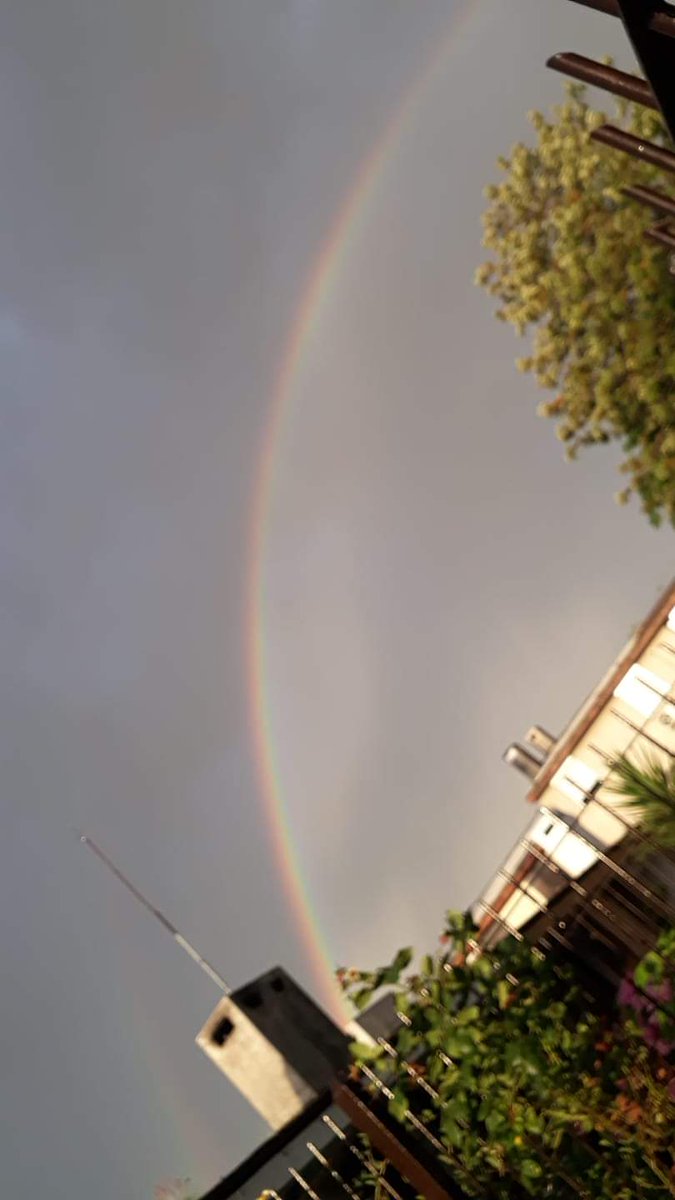 Estacion_bcp's tweet photo. Arcoiris en Montevideo, #Uriguay🇺🇾 Foto📷Lourdes Farias https://t.co/Y8TK9cWG50