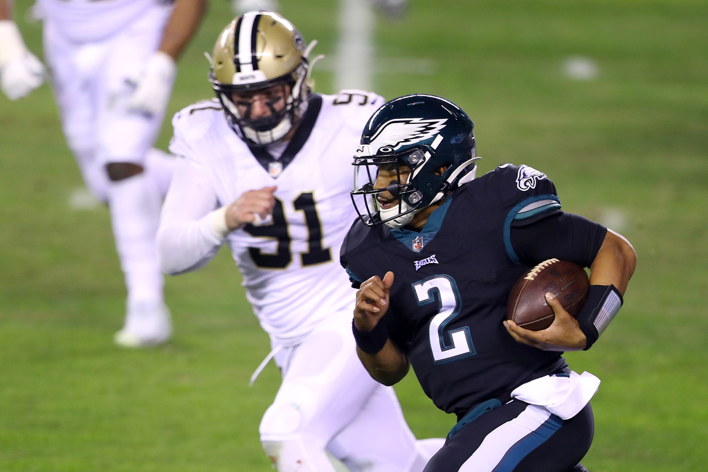 PFF_College's tweet photo. Jalen Hurts wins his 1st NFL start
♨️ 167 passing yards
♨️ 106 rushing yards
♨️ 1 TD https://t.co/4UN7pDihhW