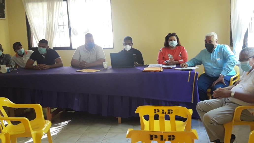 PLDenlinea's tweet photo. Imágenes del desarrollo del pleno municipal en el marco del IX Congreso Ordinario José Joaquín Bidó Medina del @PLDenlinea realizado el domingo 13 de diciembre en NEYBA https://t.co/pHFGNJYucc
