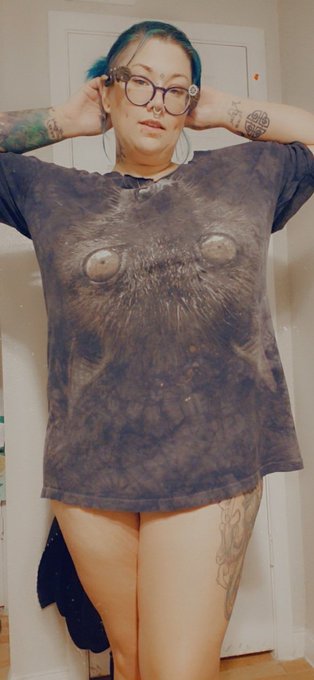 So I have lost 6 inches total in the first week and a half of waist training. This is after 10 hours