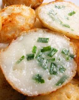 ขนมครกข้าวโพดรี      ขนมครกต้นหอมเฟบ