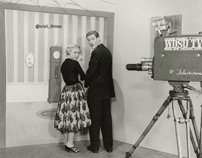 FletcherWDSU's tweet photo. And his TV 📺 career began at @wdsu 
📸 = @visit_thnoc https://t.co/TqtQHSxxWh