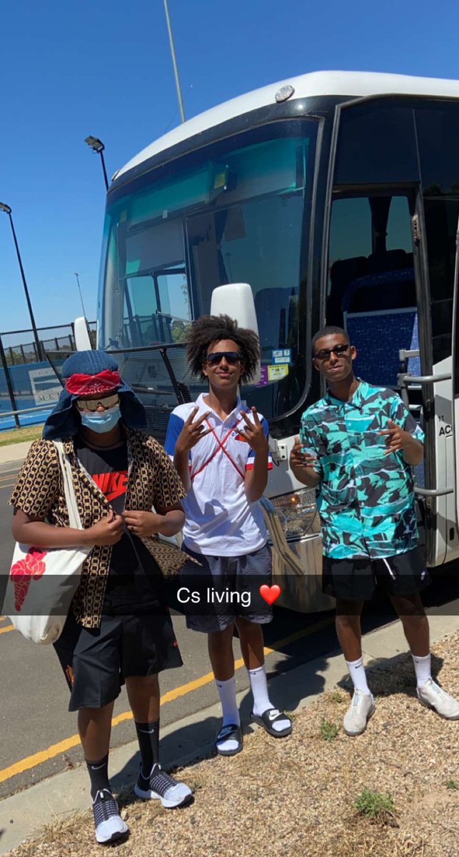 abznoworries's tweet image. Enjoying my summer 😎😎