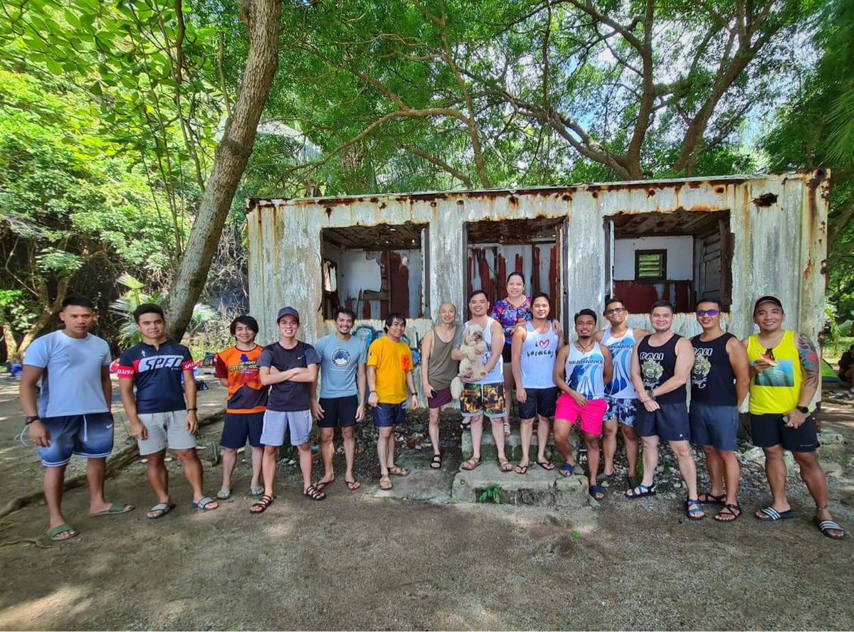 iamsuper_andoy's tweet photo. Travel muna bago bumuo ng team ❤️
#WeekendGala https://t.co/8PMq6u4Gju