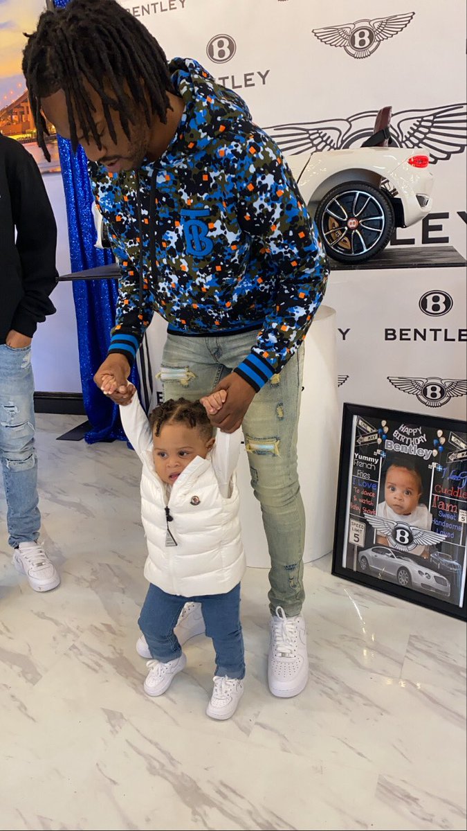 trill_c4's tweet photo. Ion need nobody but I know my son need me💚 https://t.co/ZnK6bsQlaI