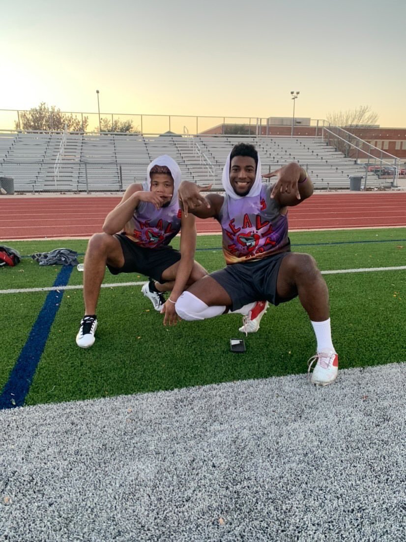 perez_davonte's tweet photo. Somebody tell these boys I do this...back 2 back 7v7 tourney championship‼️💪🏾😤 https://t.co/3zZiFmwLeN