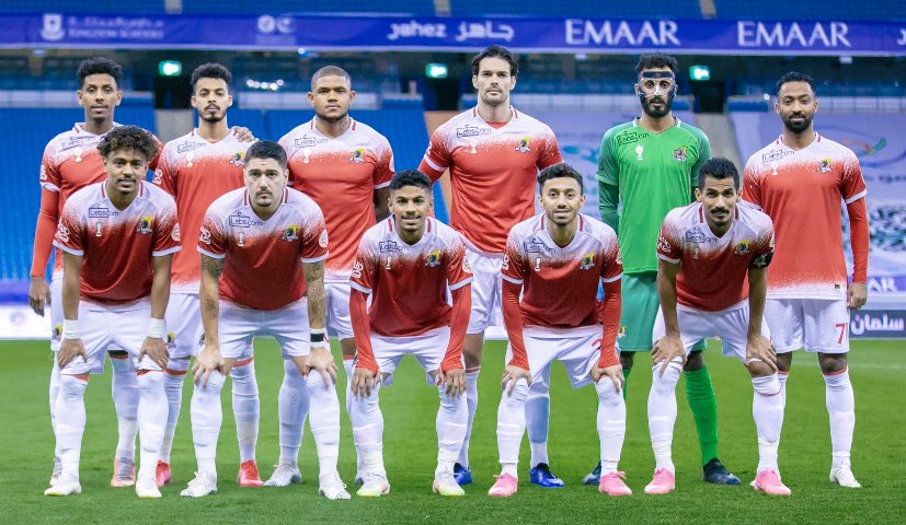 eng_ttunsi's tweet photo. #الوحدة 
ابنائي واخواني الاعبين الرجال ....
الجهاز الفني الاداري الطبي ....
انتهى وقت الاحتفال ب٣نقاط الدورية 
أمامنا عمل وتركيز واجتهاد 
وبالله التوفيق 
على العهد والوعد ...... https://t.co/5PQC5y3H7m